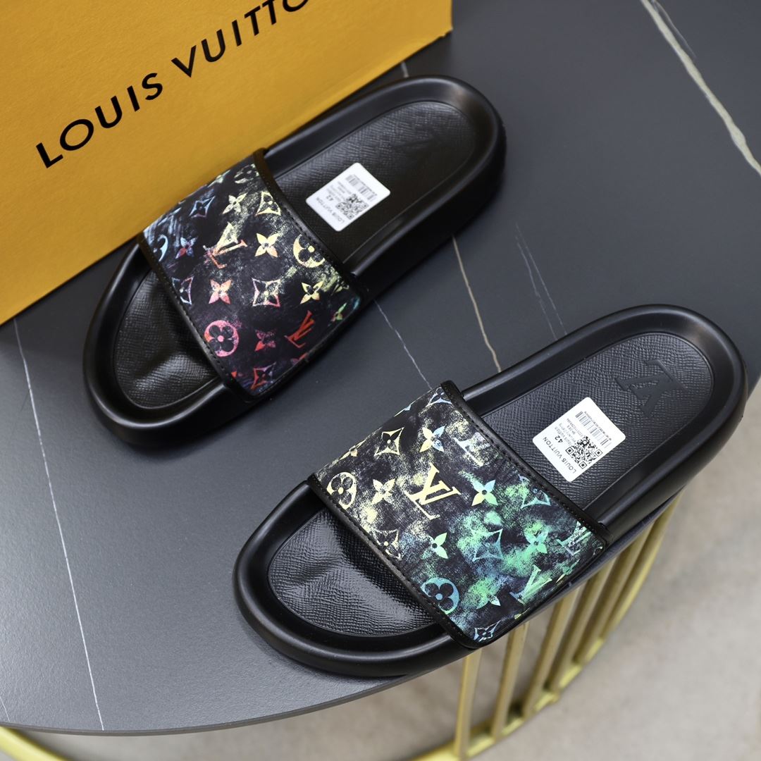 Louis Vuitton Slippers